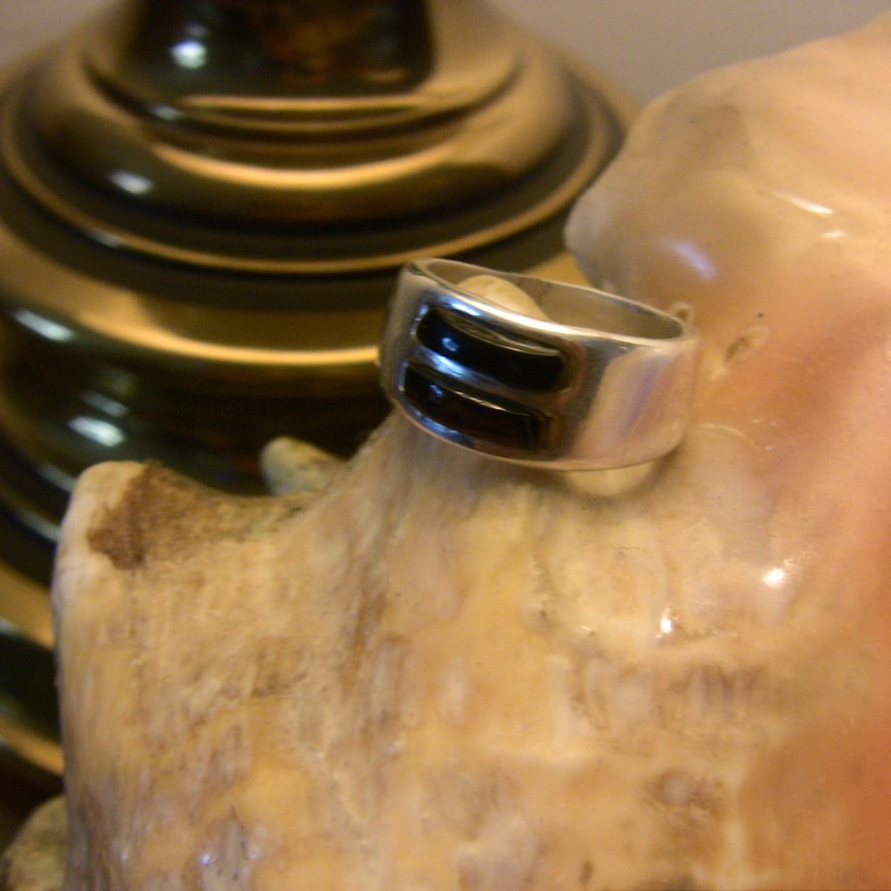 Genuine pure .999+ silver and back coral ring